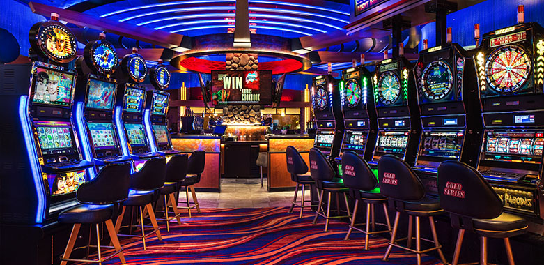 Advantages of Playing Online Slots from Home